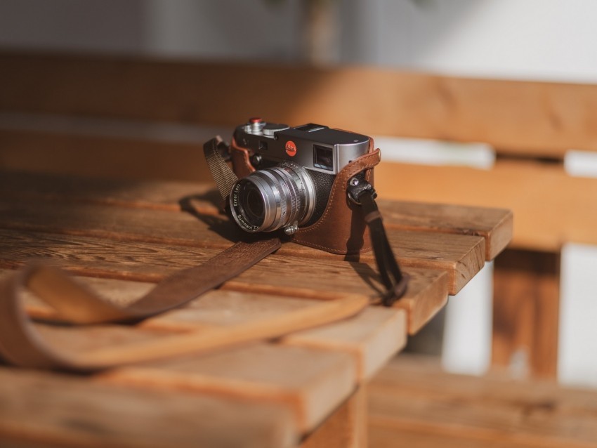 camera lens case belt leather PNG transparent graphics for download