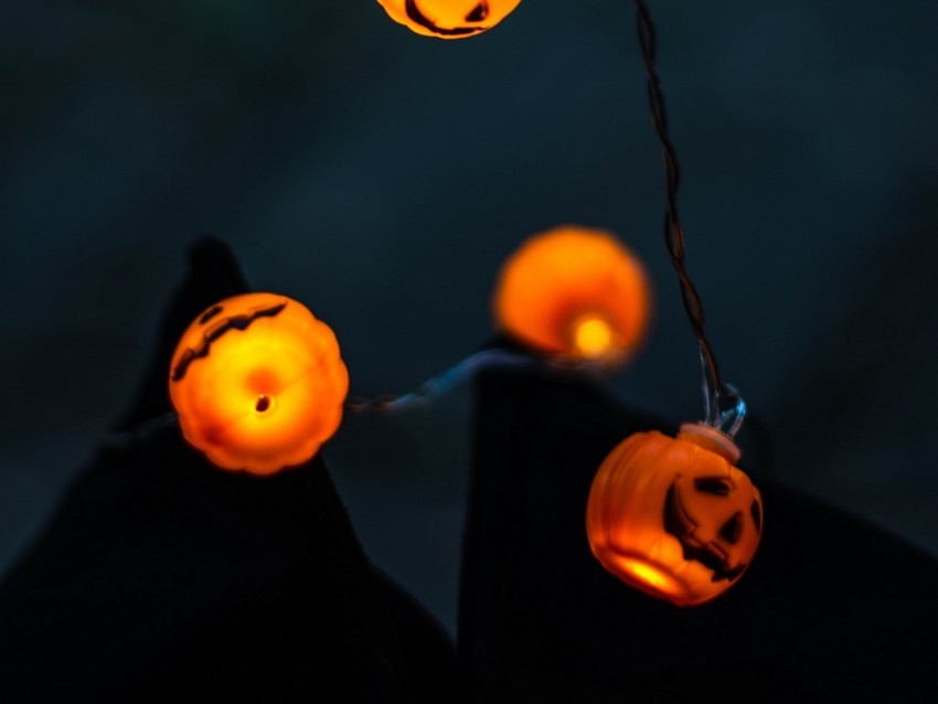 garland pumpkin halloween lighting light bulbs Transparent PNG Graphic with Isolated Object