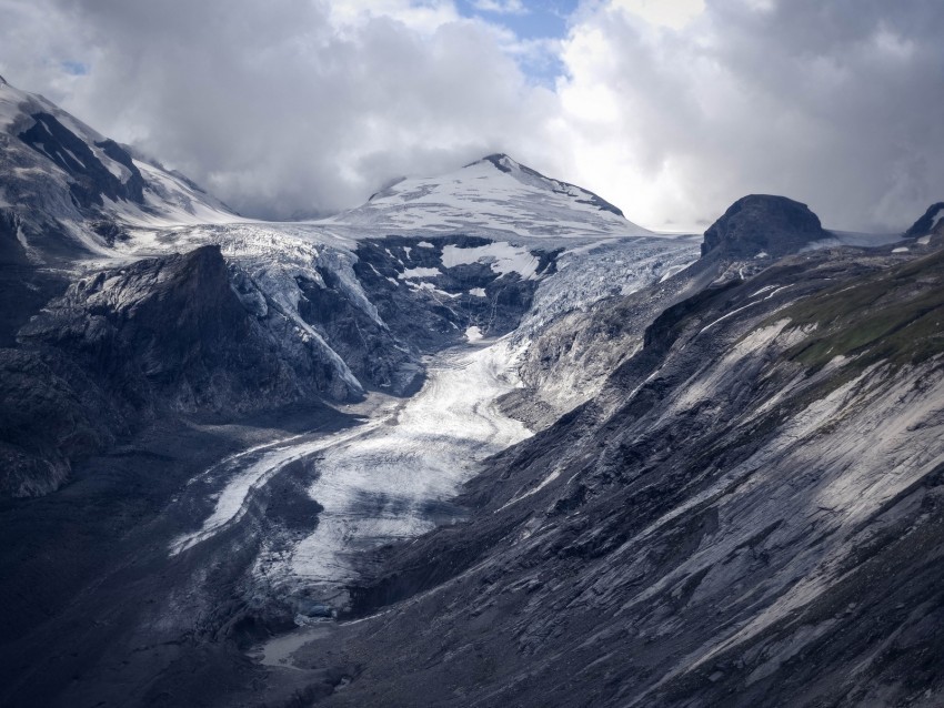 glacier mountain fog clouds PNG for blog use 4k wallpaper