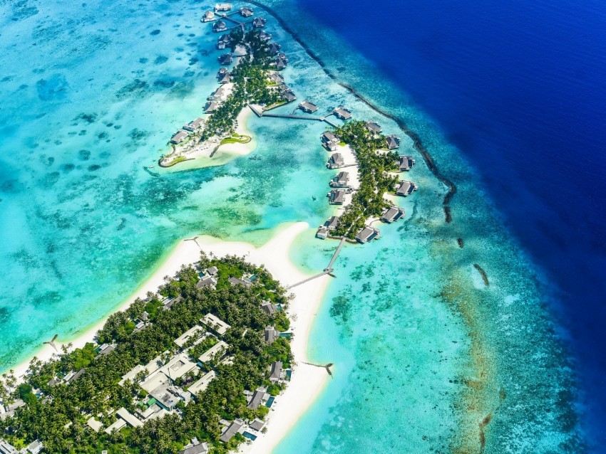 island ocean aerial view coast paradise tropics Isolated Item in Transparent PNG Format 4k wallpaper
