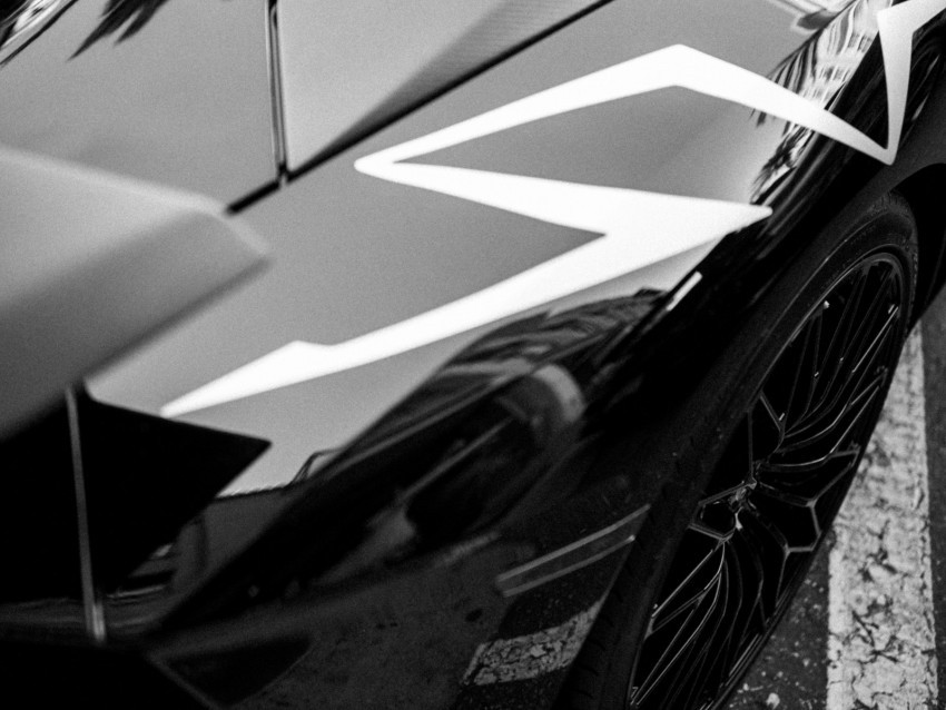 lamborghini bw black car PNG transparent pictures for projects