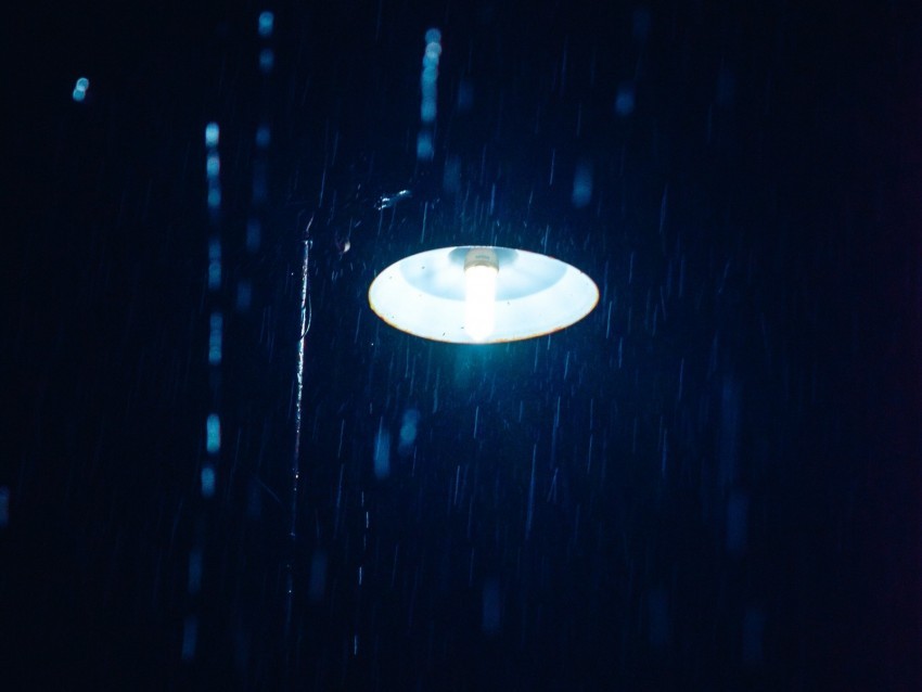 lantern rain night light Isolated Element on HighQuality Transparent PNG