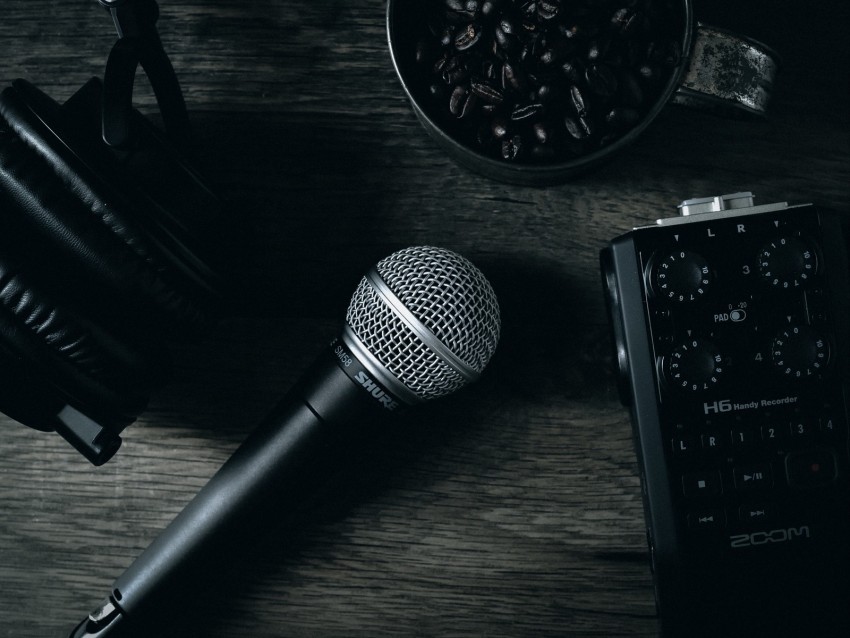 microphone device music sound dark PNG transparent images extensive collection 4k wallpaper