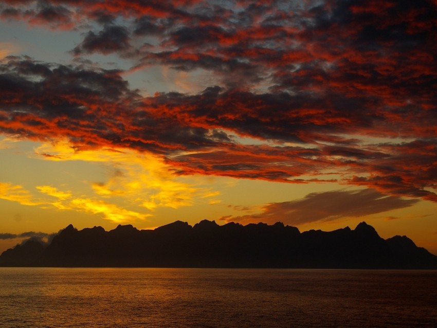 mountains island sunset horizon clouds lofoten islands norway Transparent PNG Isolated Item
