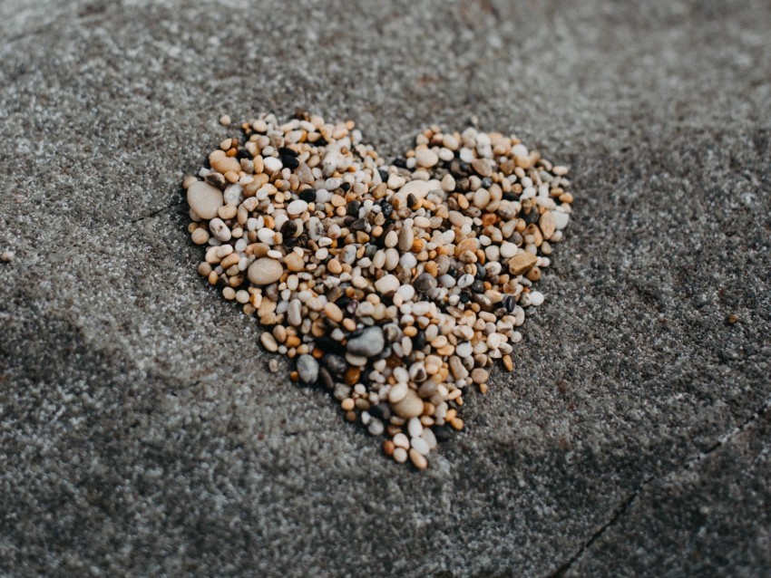 pebbles heart love stone Clear Background Isolated PNG Icon