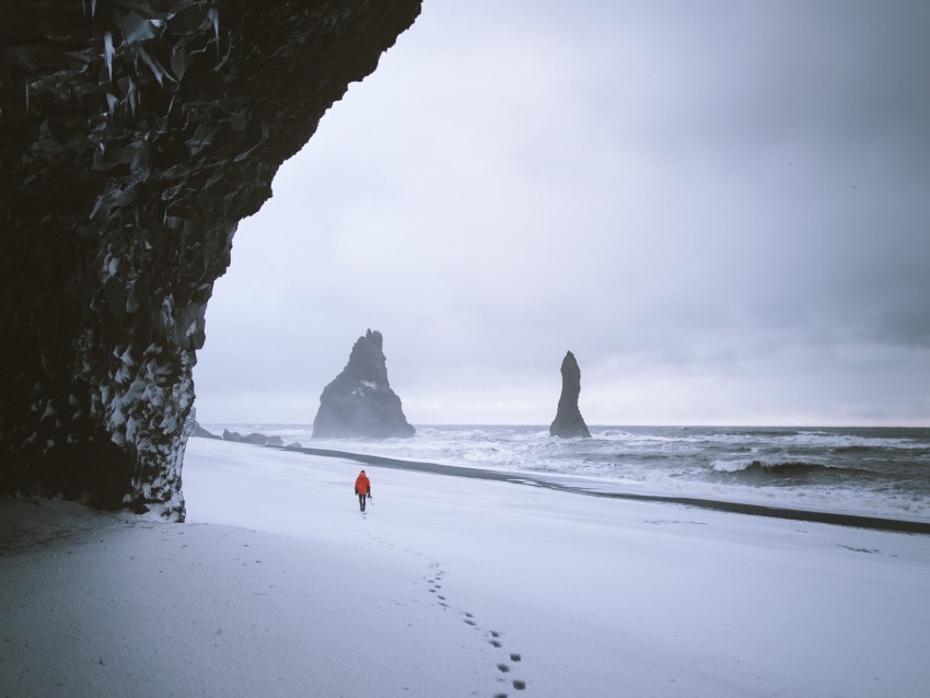 rock snow lonely traces walk Transparent PNG pictures archive