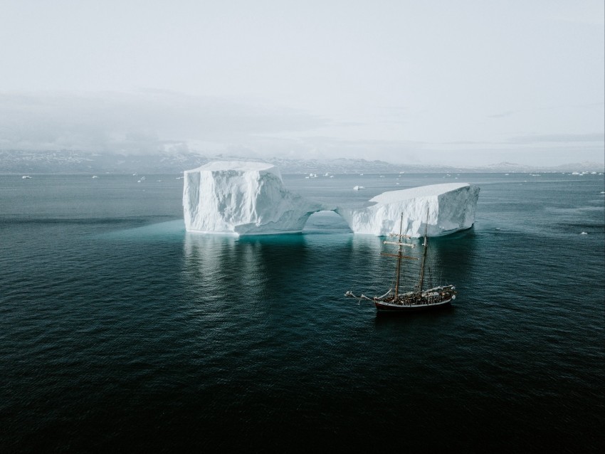 sea iceberg ship ice water PNG graphics for free