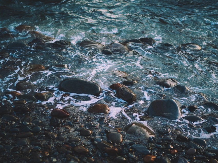 water pebbles shore waves beach PNG free transparent 4k wallpaper